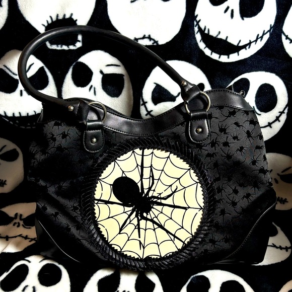 Lost Queen (Banned Alternative) Spider Large Multi Pouch Purse - Picture 1 of 7